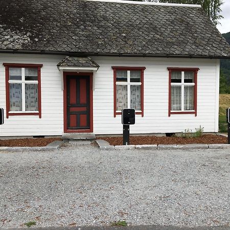 Innvik Fjordhotell Luaran gambar