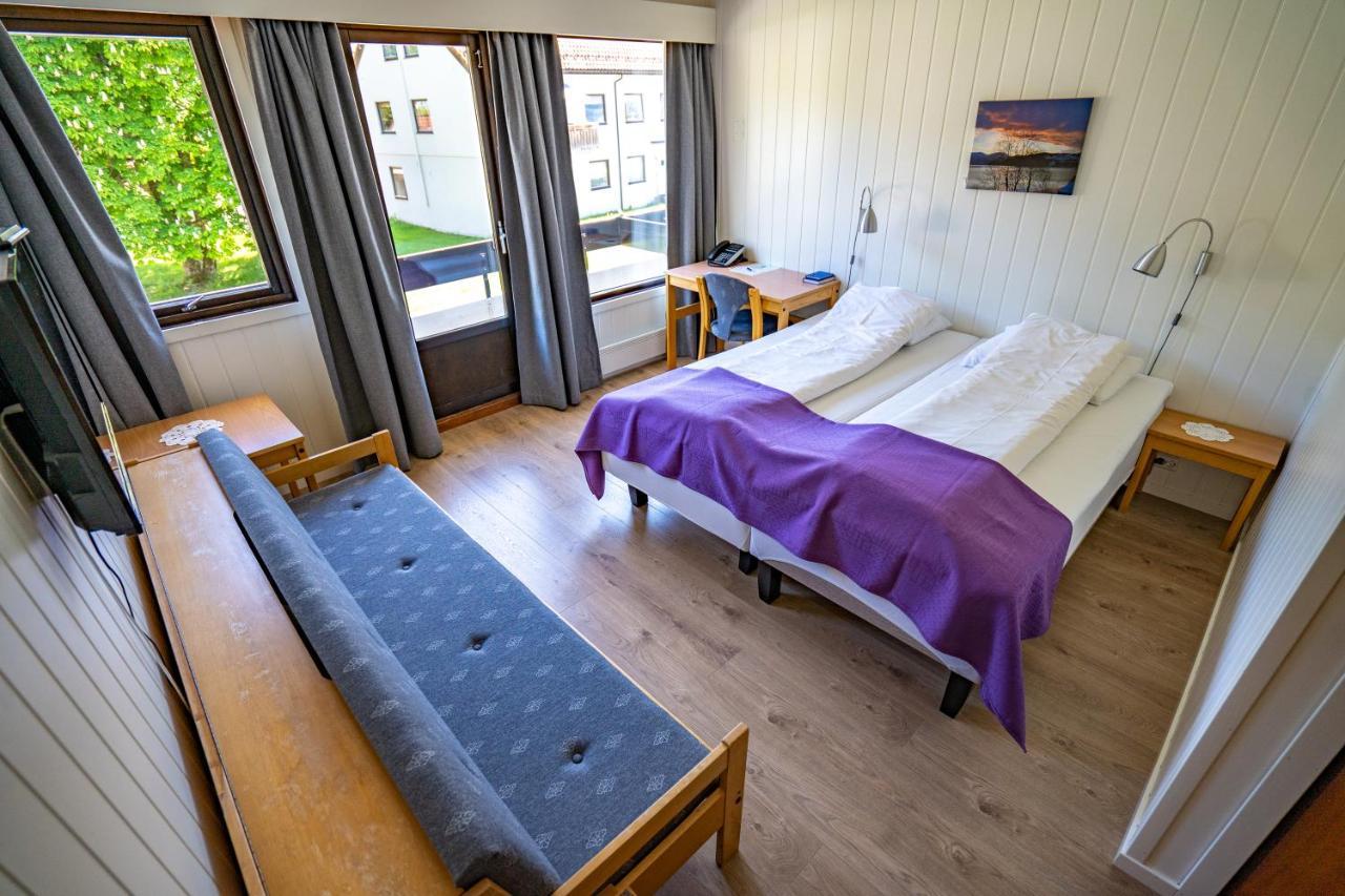 Innvik Fjordhotell Luaran gambar