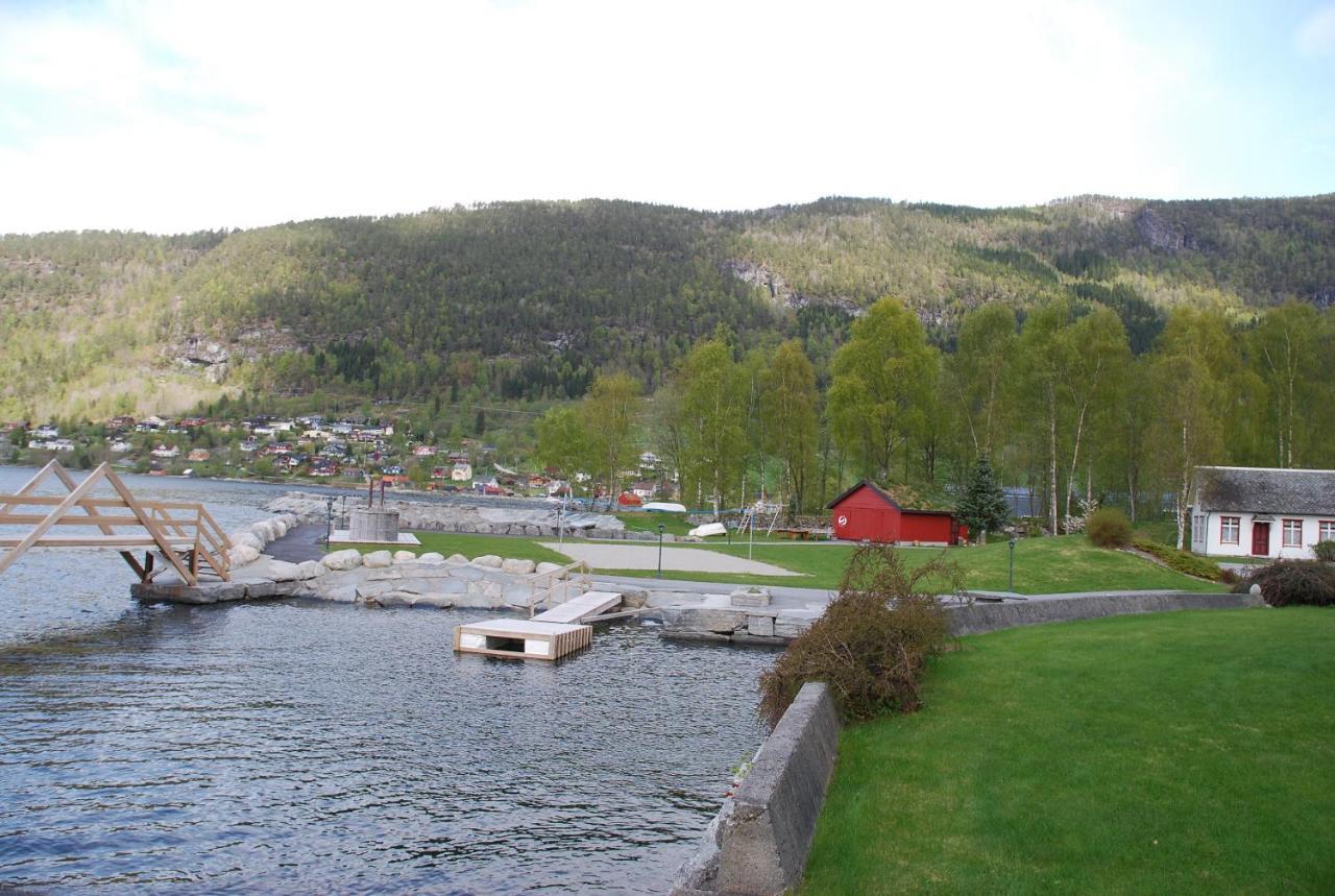 Innvik Fjordhotell Luaran gambar