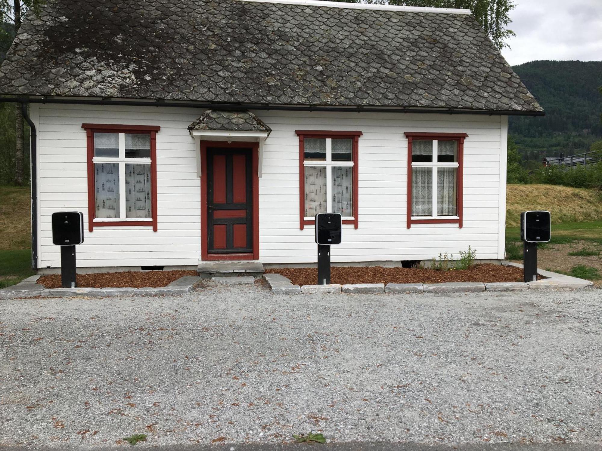 Innvik Fjordhotell Luaran gambar